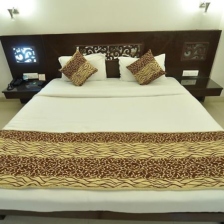 Hotel Venkatesh International Raipur  Exterior photo